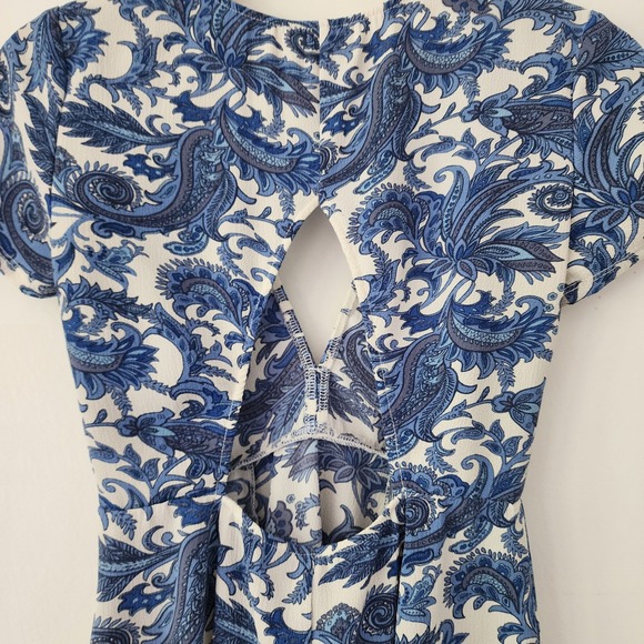 Show Me Your Mumu Antiqua Stretch Ibiza Blue White Floral‎ Dress size S - Picture 4 of 9